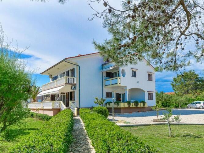 Apartments In House Liveric, In Vir At The Beach Ngoại thất bức ảnh