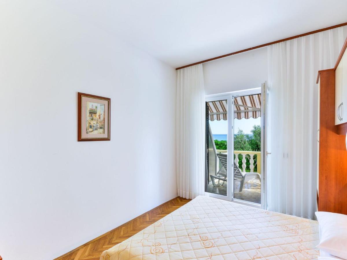 Apartments In House Liveric, In Vir At The Beach Ngoại thất bức ảnh